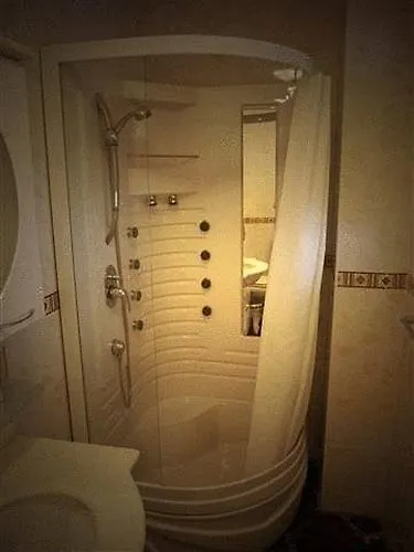 Hotel Turkuaz Роттердам